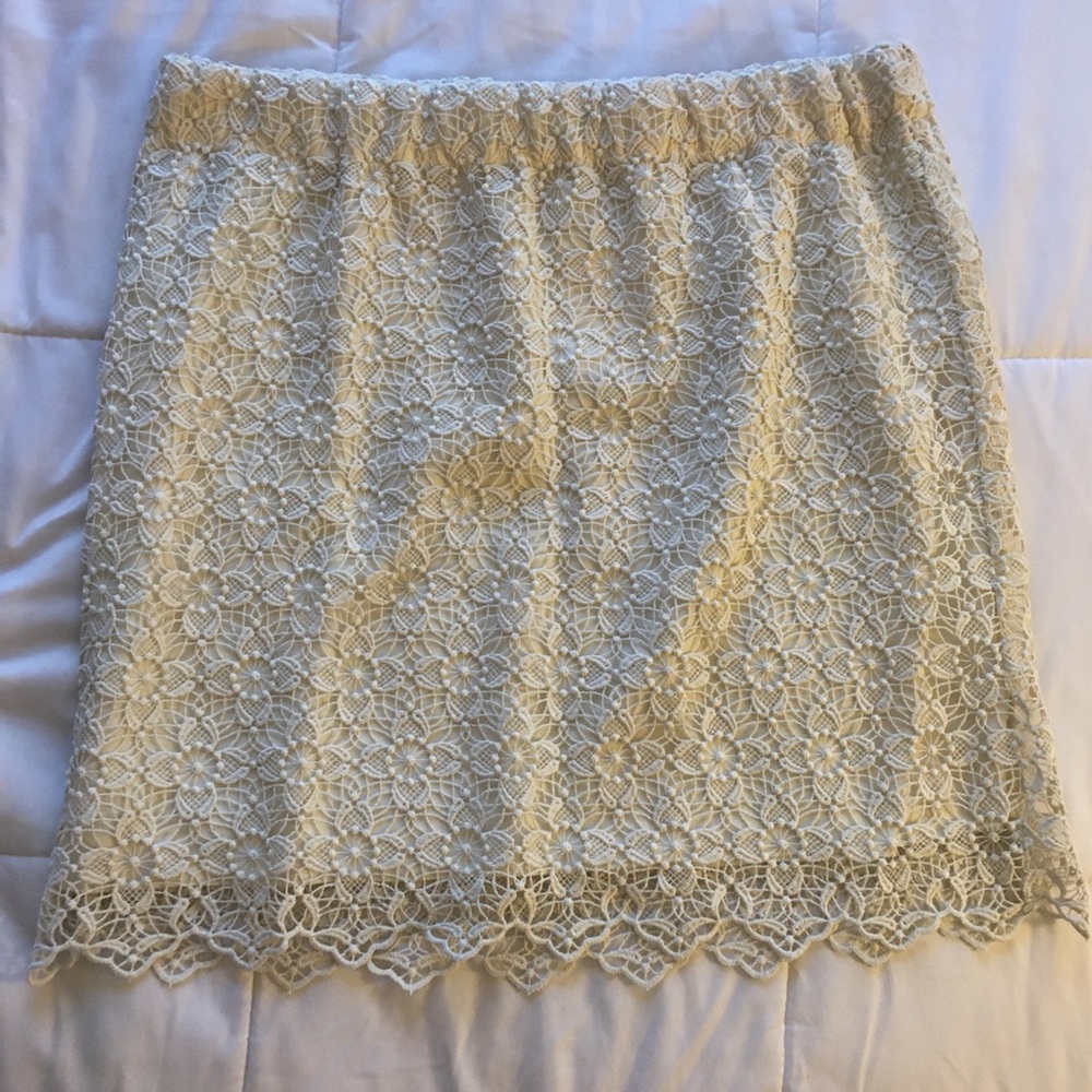 Eyelet Pattern Skirt